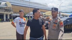 Macet Panjang Menuju Pelabuhan Merak, Kinerja Polda Banten Dipertanyakan 2 WhatsApp Image 2024 04 09 at 00.26.04