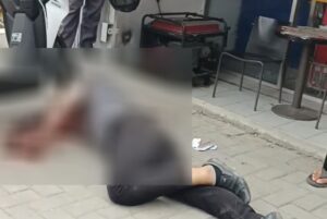 Buntut Aksi Penembakan, Keamanan dan Izin Alfamart-Indomaret Disorot Aktivis 2 WhatsApp Image 2024 09 05 at 20.45.43