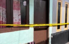 rumah tkp 3 orang sekeluarga ditemukan tewas di ciputat tangsel 1 169 e1736278165183