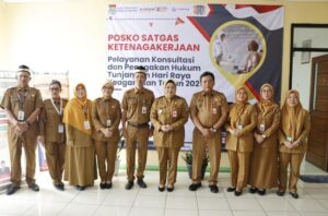 Wabup Tangerang Ingatkan Perusahaan Bayar THR Pekerja Tepat Waktu 2 WhatsApp Image 2025 03 10 at 02.38.01