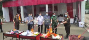 Kejari Tangerang Musnahkan Ribuan Obat Terlarang dan Barang Bukti Pembunuhan 2 IMG 20260205 WA0030
